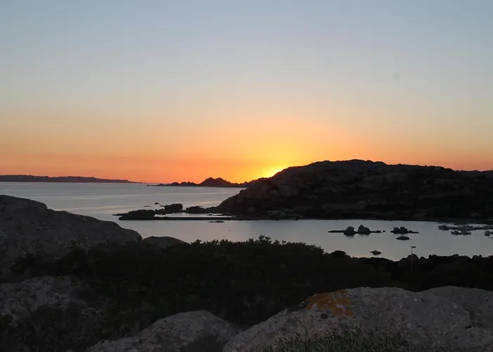 Nyaraló Borgo Punta Tegge Il Mare La Il Tramonto La Maddalena